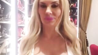 Coco Austin Cameo