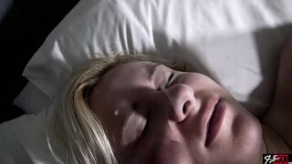 Waking her up to Cum in her Eye - Jerking off