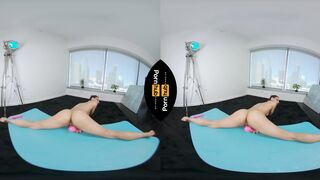 VR 180 - Milana Ricci Working out at Home