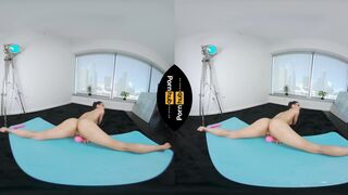 VR 180 - Milana Ricci Working out at Home