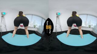 VR 180 - Milana Ricci Working out at Home