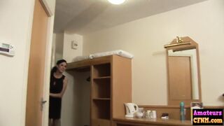 Hotel babe gives a femdom handjob