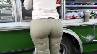 MY CANDID LATINA MILF BOOTY OBSESSION INSTANT ERECTION 25