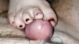 Bbw footjob