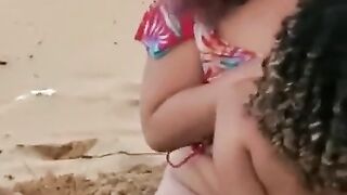 Lesbians Fuck Beach