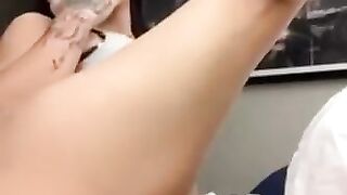 Bubble Butt Latina Twerking Naked