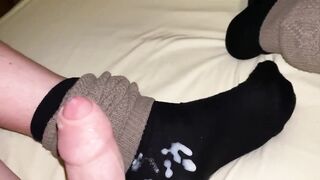 Dig Penis squirts on Socks while Masturbating. Royal Jerk on Socks