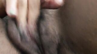 Cumming from Rubbing Fat Pussy