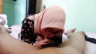 Di sepong pacar jilbab