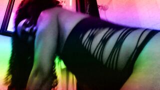 colorful twerk edited video Beatking- going down