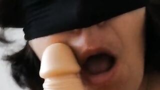 Blindfolded sucking my dildo. OscuroDeseo.