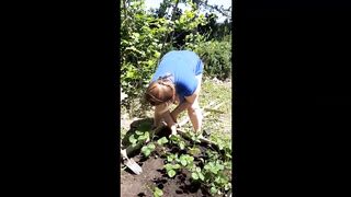 Jardinage cul nu pour les voisins et voyeurs