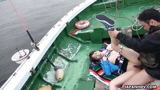 Japanese teen, Nonoka Kaede got fucked in the boat, uncensored