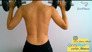 Stunning Fitness Babe Workout Shoulders and Play with back MUSCLES