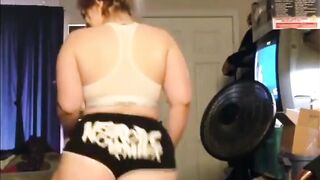 Dare you to NOT cum to this Big Ass Twerking