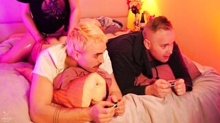 Gamer Guys Pegged