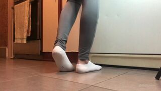 Feet Voyeur In The Kitchen Preview