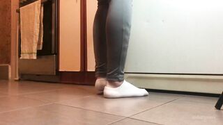 Feet Voyeur In The Kitchen Preview