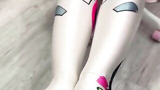 Girl Cosplay D.Va from Overwatch and Sucks Dick till Facial