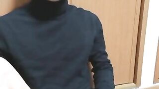 日本人男子のオナニー　タートルネックセーター　Japanese　amateur　20代