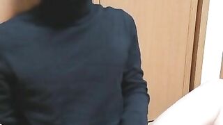 日本人男子のオナニー　タートルネックセーター　Japanese　amateur　20代