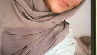 Beurette hijab pieuse ou pas pieuse?