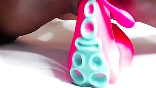 Extreme close ridding sex toy