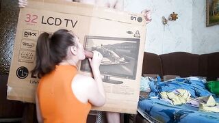 Hot girl eats my dick through the TV box