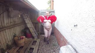 Tart Step Mom Cheerleader in the yard