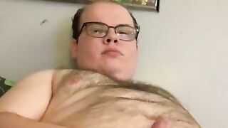 Jerk n Cum while I watch some porn