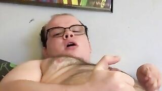 Jerk n Cum while I watch some porn