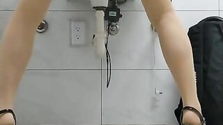 Taiwan crossdresser dildo in public toilet