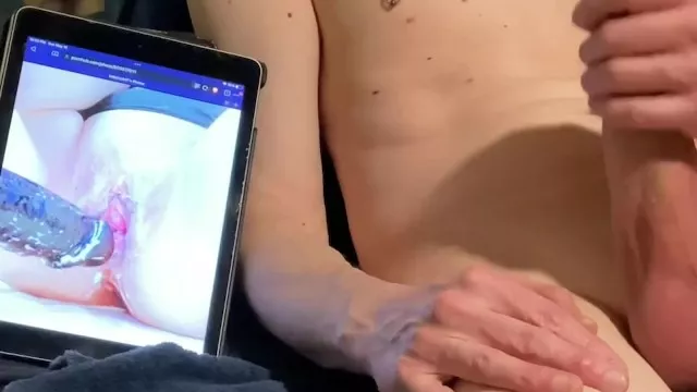 Cum tribute