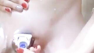 Shaving My Sweet Pussy with Tissue