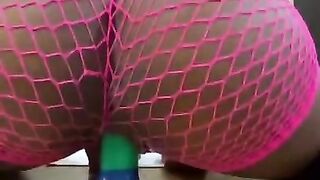 Twerking on Dildo