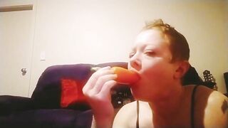 Fucking my pussy with a carrot while fingering my ass