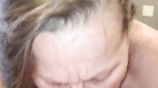 HUGE CUMSHOT IN MARRIED SLUT LESLIE'S CHEATING MOUTH -WATCH HER RIDE AND CUM HARD! BEST AMATEUR CHEATING WIFE ONLINE!