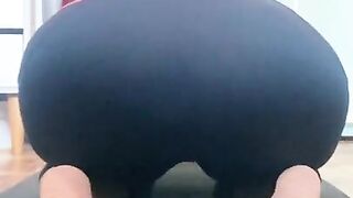 Yoga session turns into masturbation | hot girl, gym clothes