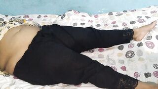 Badi bhai office gaya to choti bhai ne Bhabhi ko choda - XXX Desi Devor Bhabhi Romance & Fuck In Early Morning At Bed