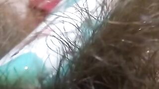 OnlyFan Tipped me to Fuck My Hairy Pussy Gspot LIVE Made in China HAIR BRUSH so I made a Video Too