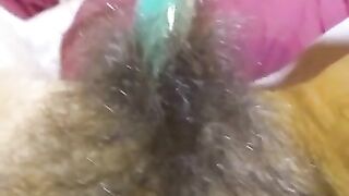 OnlyFan Tipped me to Fuck My Hairy Pussy Gspot LIVE Made in China HAIR BRUSH so I made a Video Too