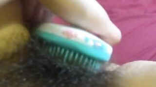 OnlyFan Tipped me to Fuck My Hairy Pussy Gspot LIVE Made in China HAIR BRUSH so I made a Video Too