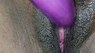 Desi Indian housewife playing herself with brinjal - series 1st