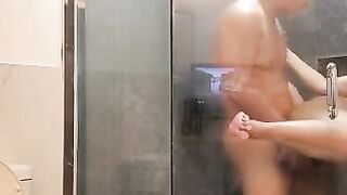 Hot shower sex with my thai gf