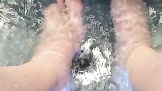 She gets her feet soaking wet during a pedicure