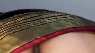 Desi Indian aunty saree blouse removing webcam show live