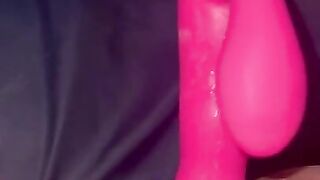 i love how creamy this new toy makes my pretty pussy