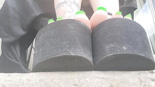 Goth girl with cute feet