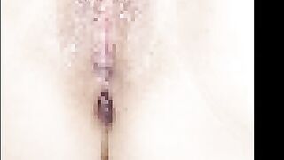 After having creampie sex, a large amount of sperm is scraped out with a thick dildo so as not to ge