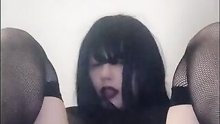 Goth Girl playing with herself for the first time (full 9 minutes video on my Onlyfans)